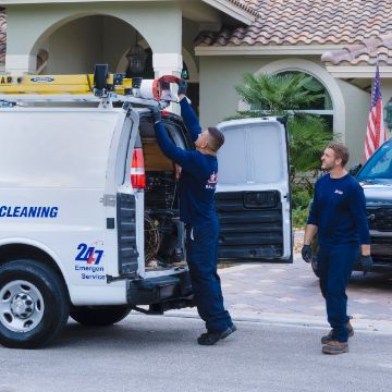 4 Star Plumbing Services staff preparing equipment